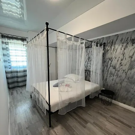 Apartment Lakeview Mamaia